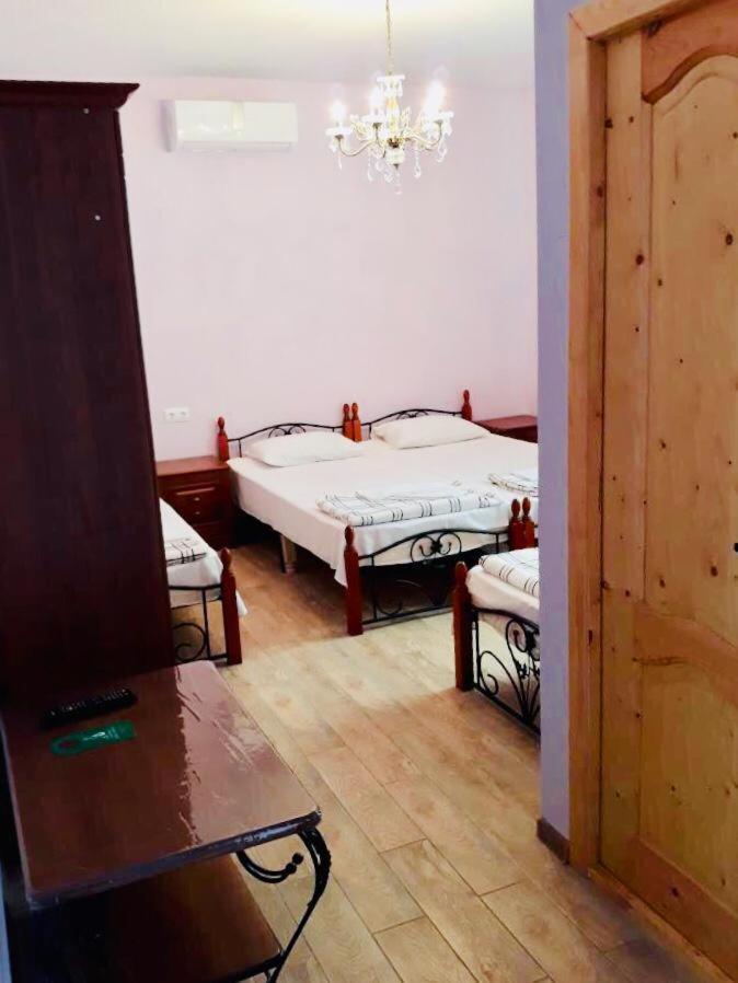 Anna-Saria Guest House Gagra Exterior photo