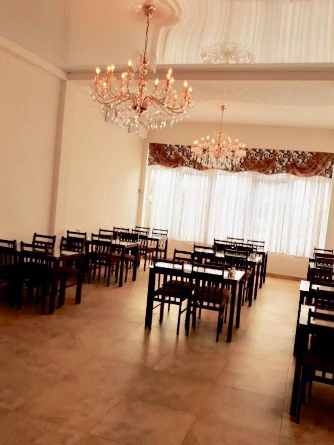 Anna-Saria Guest House Gagra Exterior photo